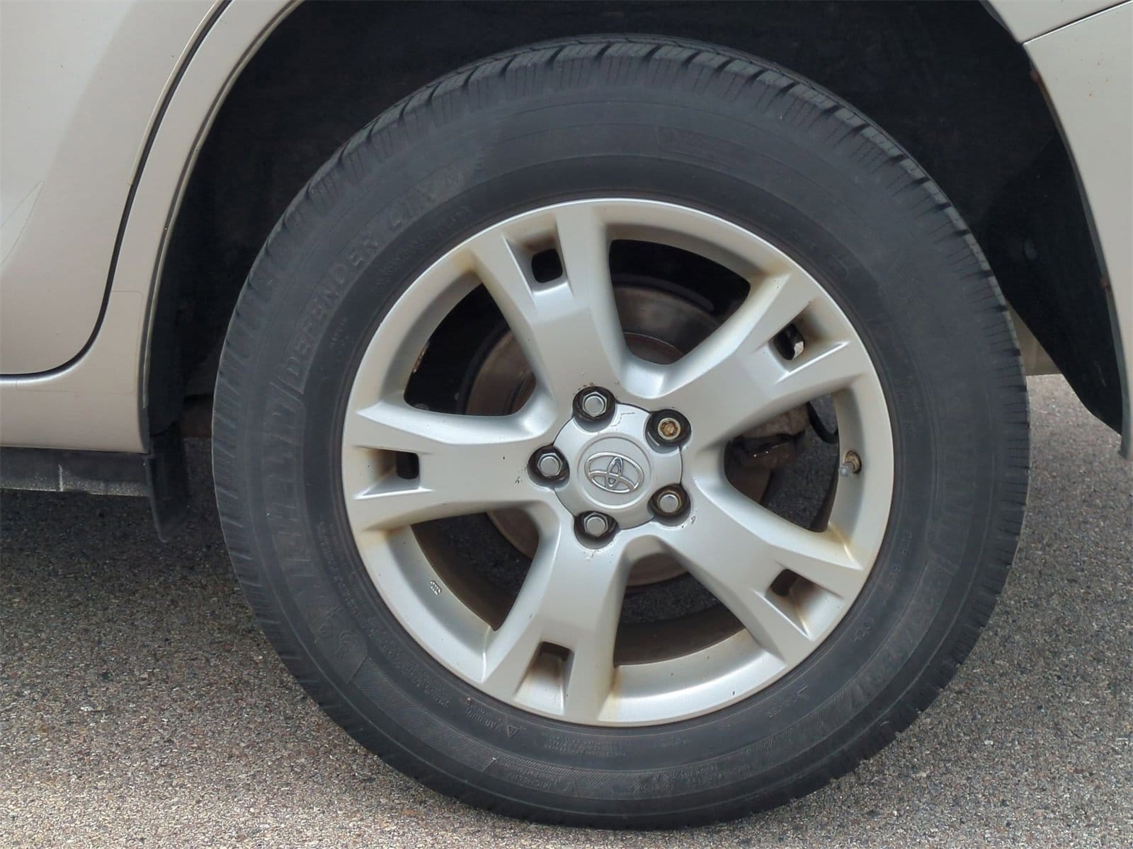 Thumbnail: 2011 Toyota RAV4 - 14