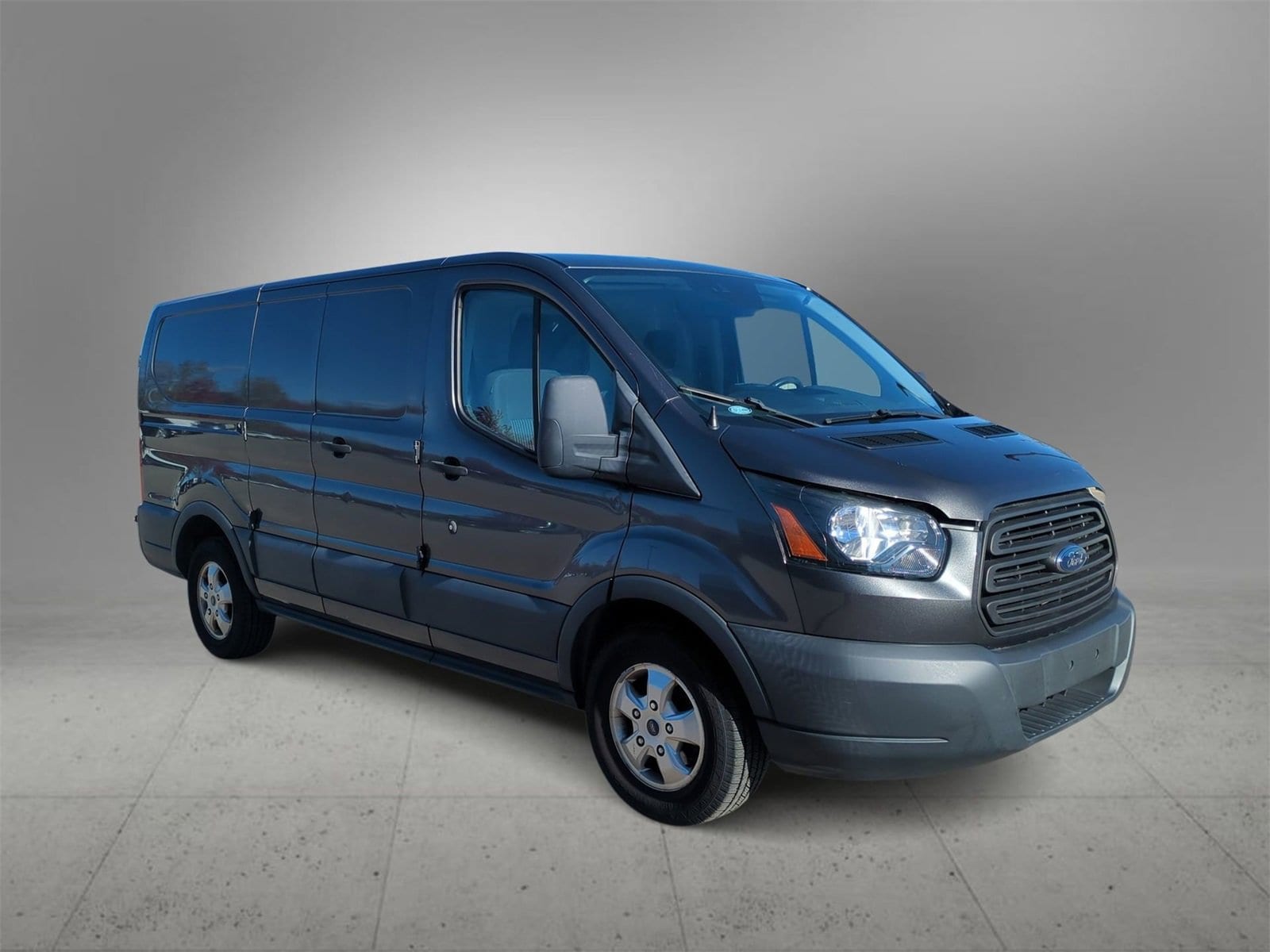 Thumbnail: 2017 Ford Transit Series - 2