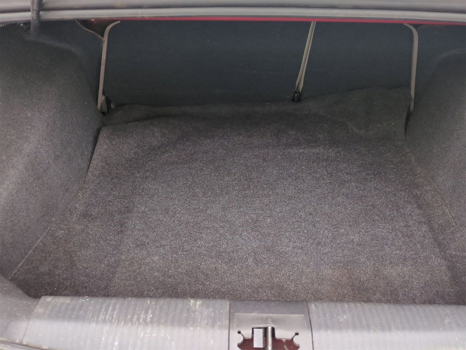 Thumbnail: 2010 Ford Focus - 29