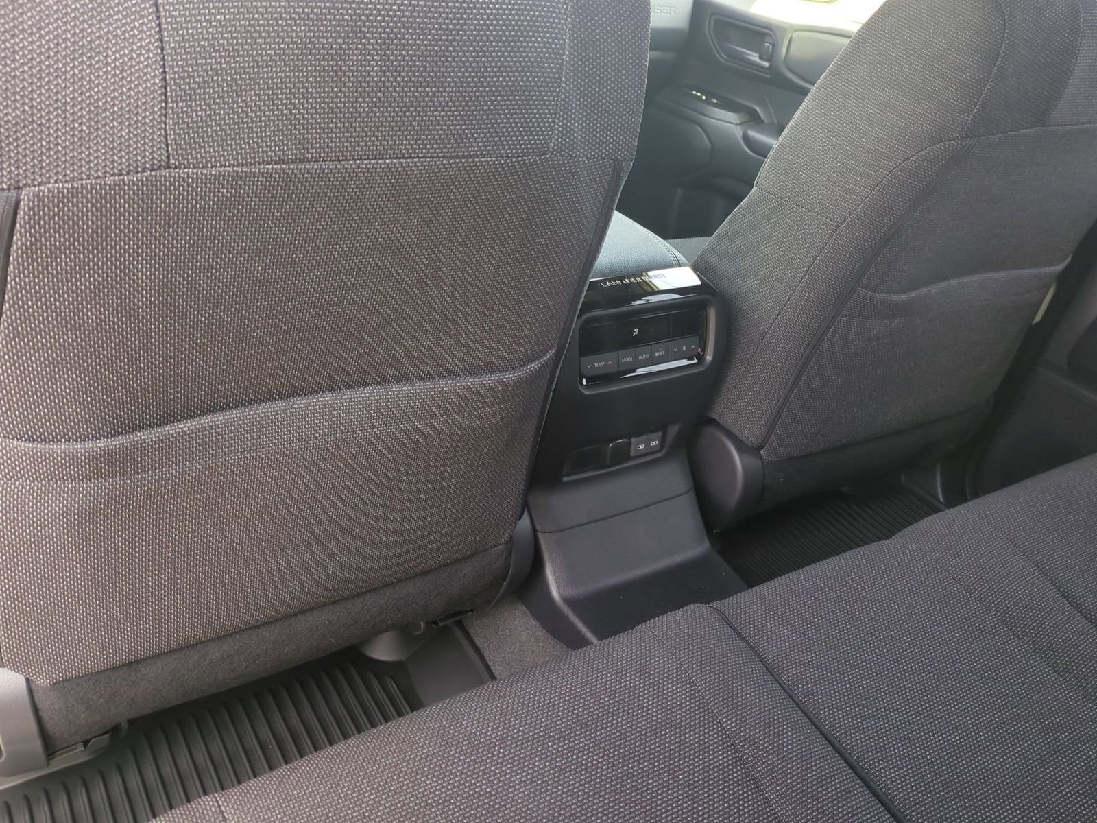 Thumbnail: 2026 Toyota Land Cruiser - 18