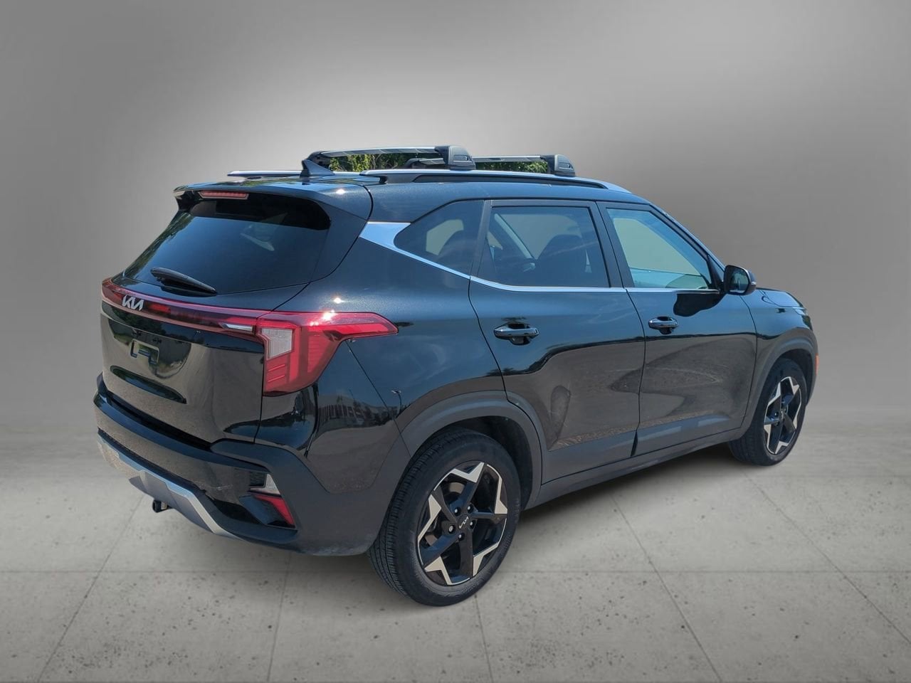 Thumbnail: 2024 Kia Seltos - 8