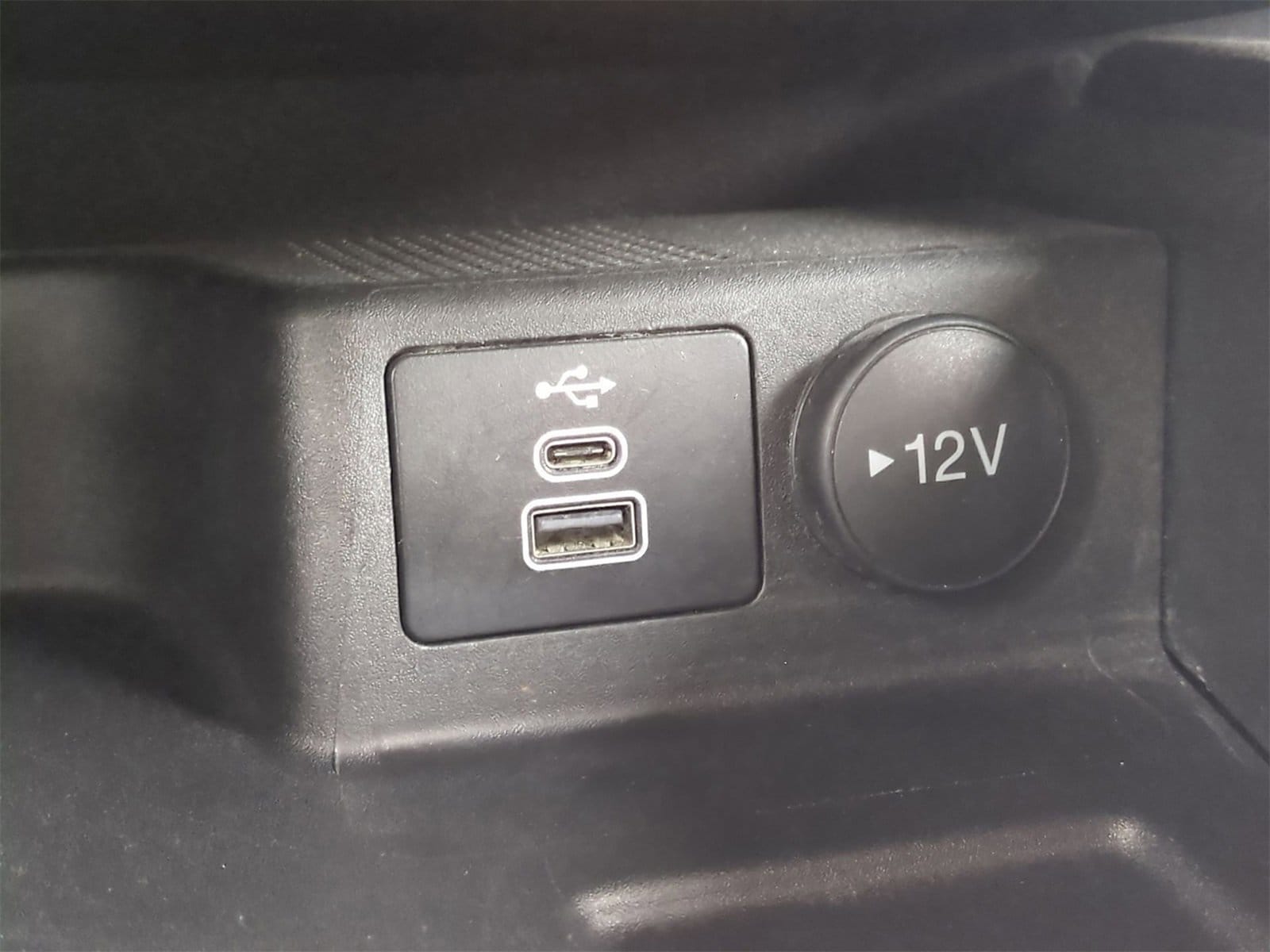 Thumbnail: 2025 Ford Escape - 29