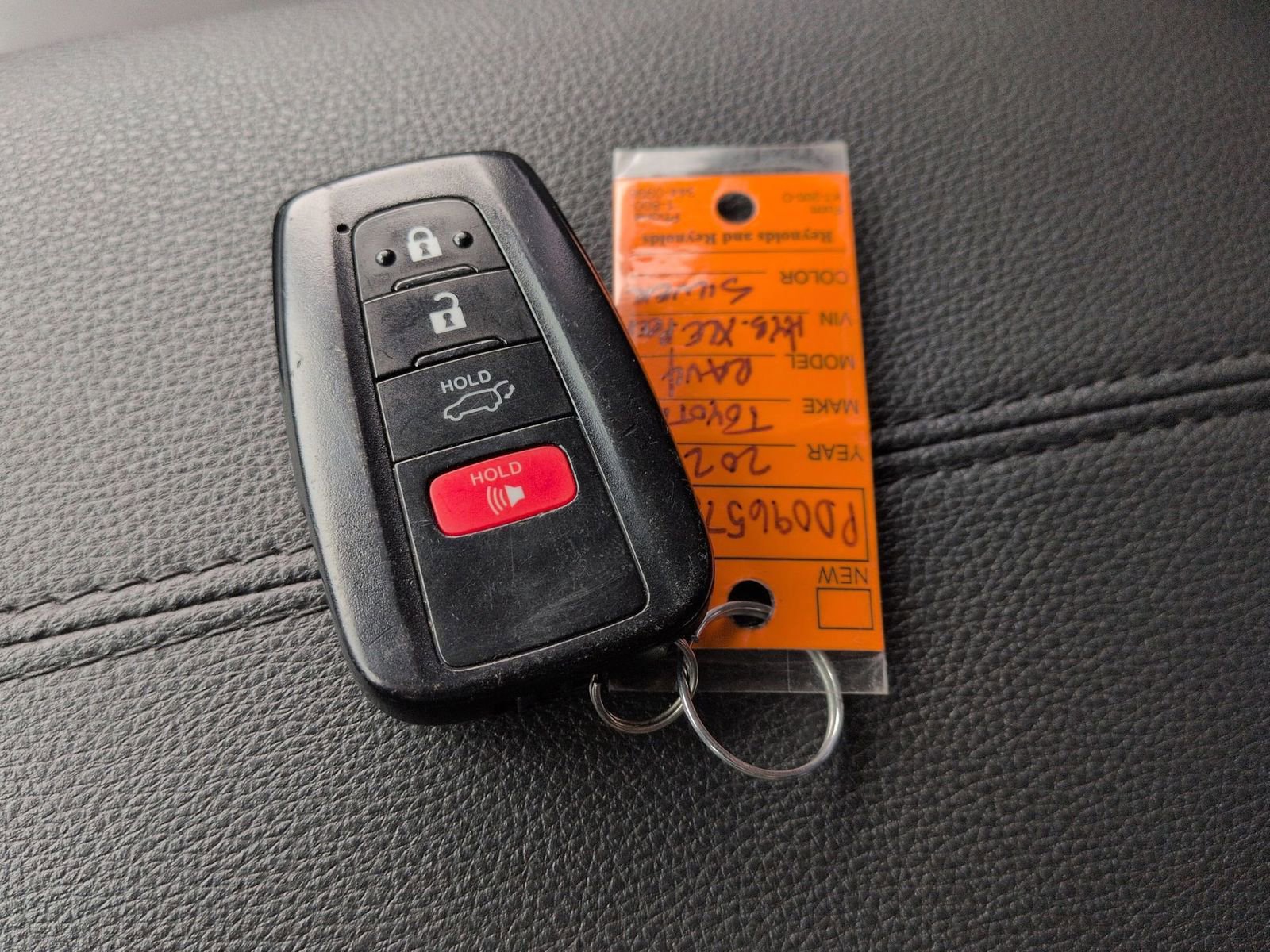 Thumbnail: 2023 Toyota RAV4 - 38