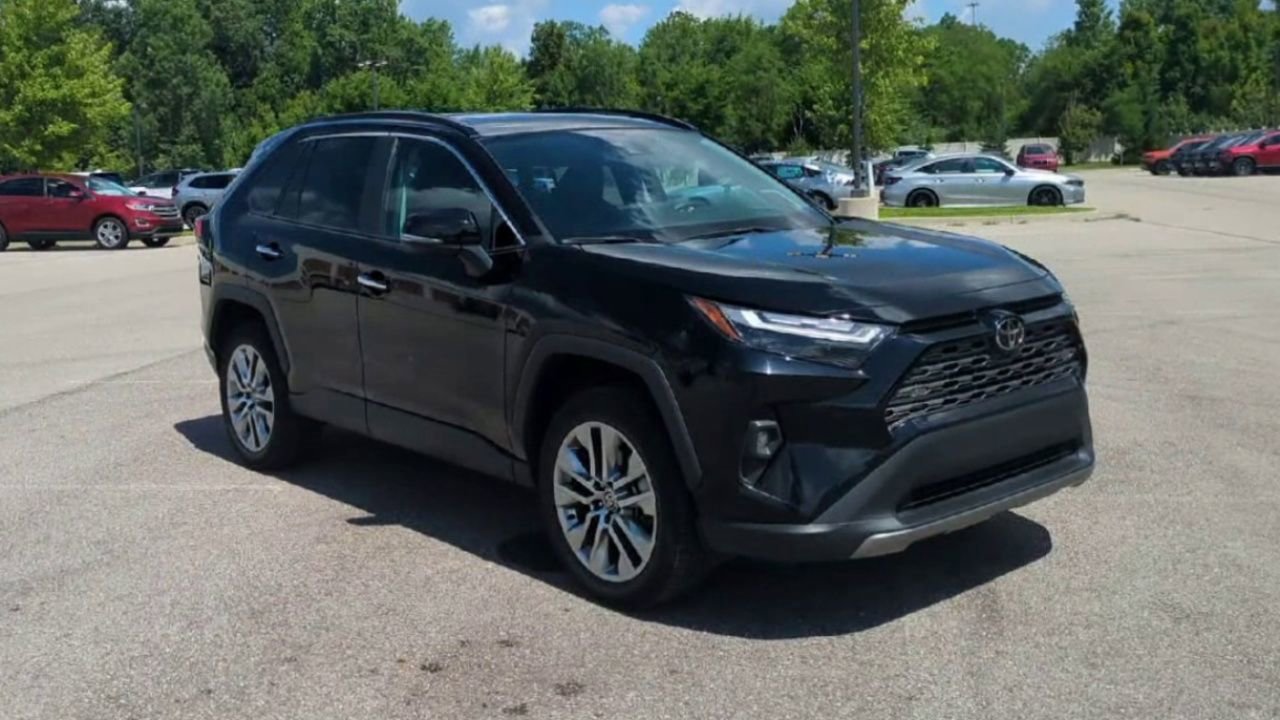 Thumbnail: 2023 Toyota RAV4 - 2