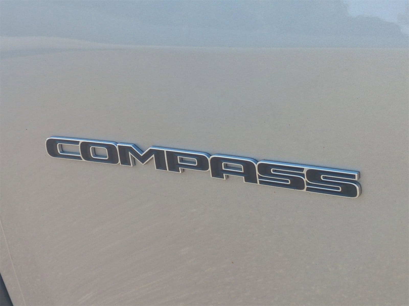 Thumbnail: 2020 Jeep Compass - 13