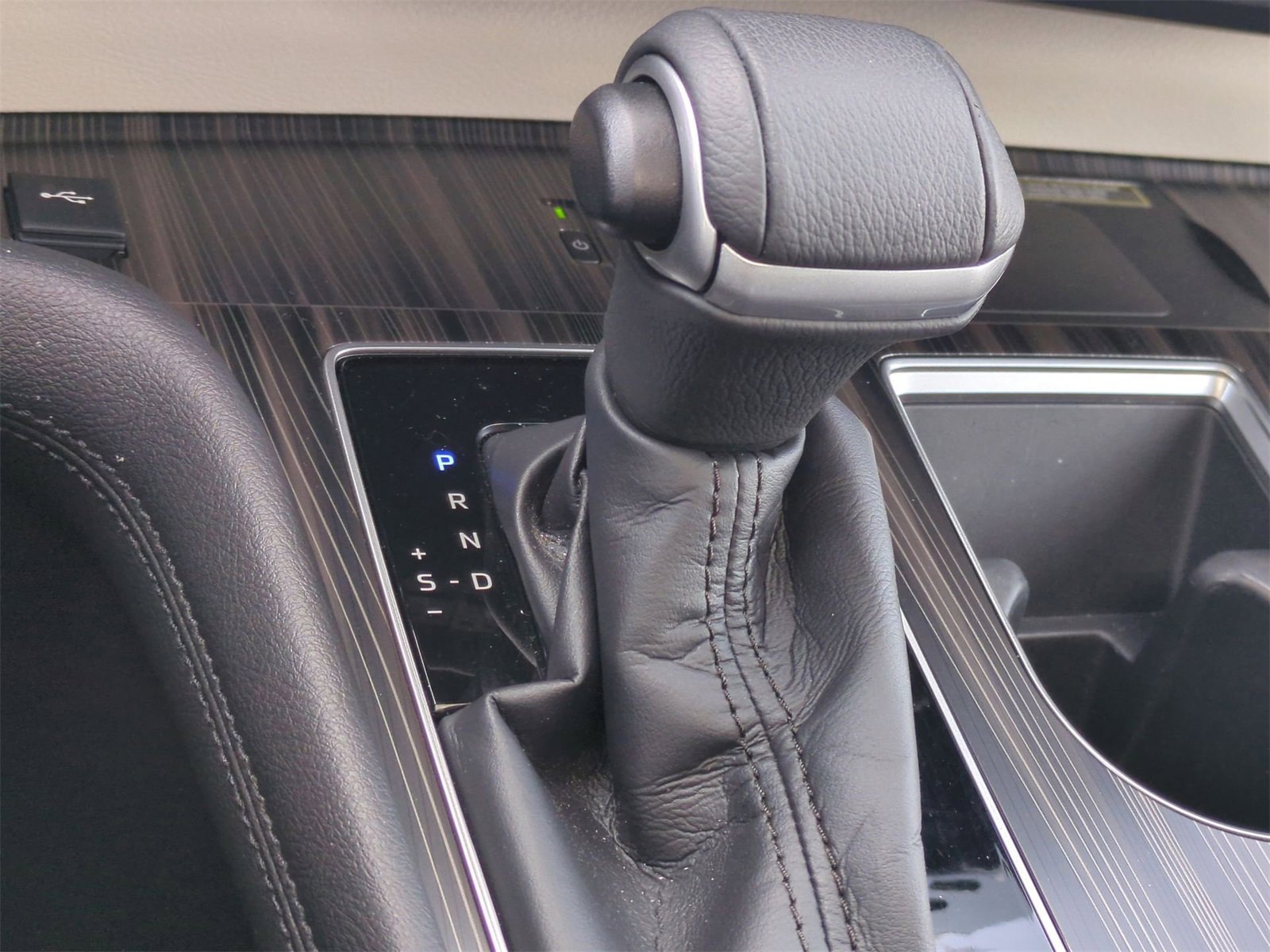 2021 Toyota Sienna Platinum 34