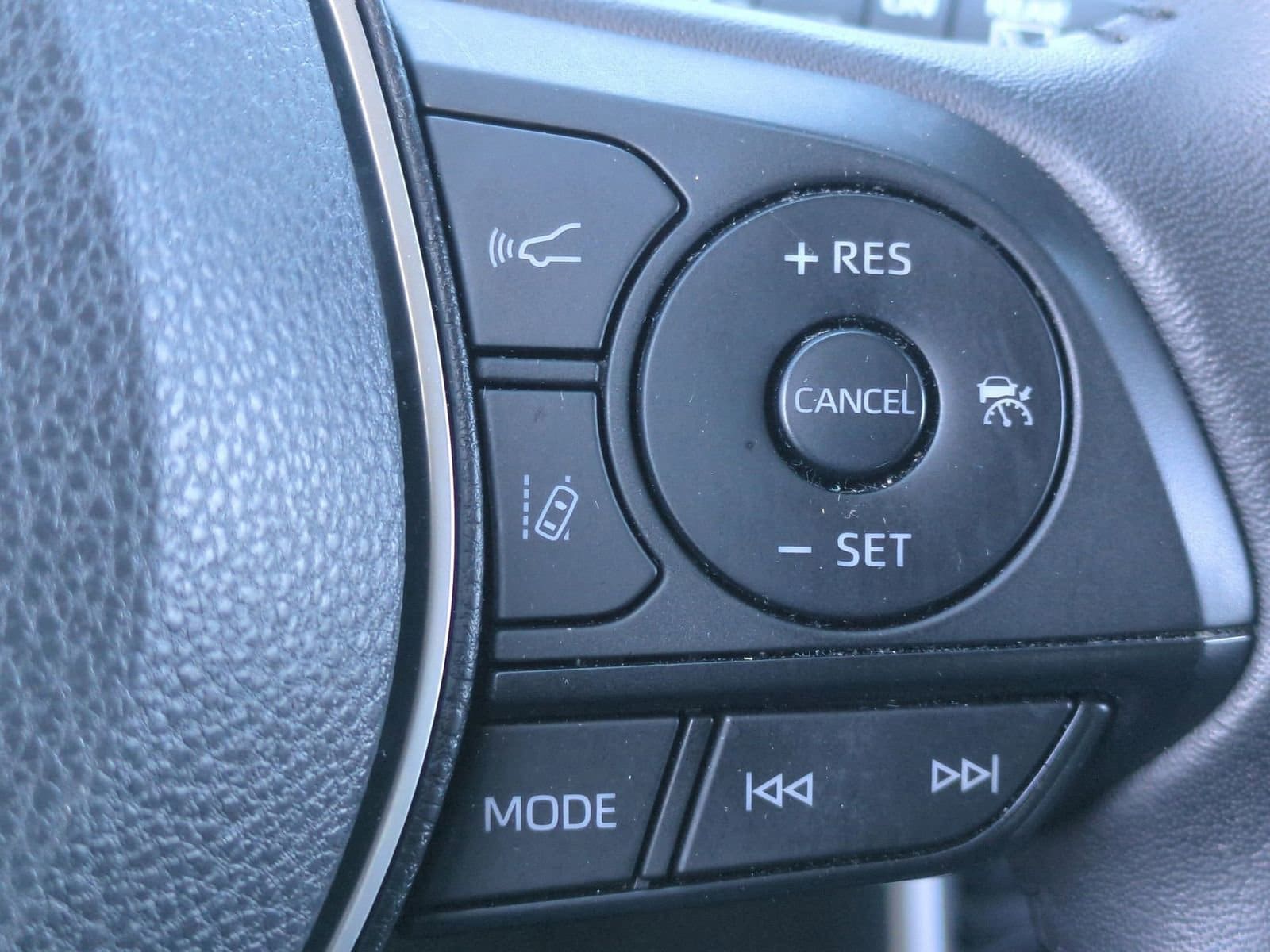 Thumbnail: 2023 Toyota RAV4 - 26