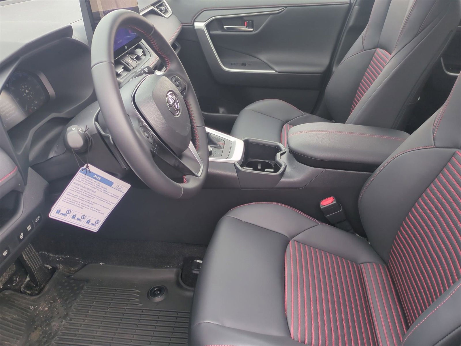 Thumbnail: 2025 Toyota RAV4 - 16