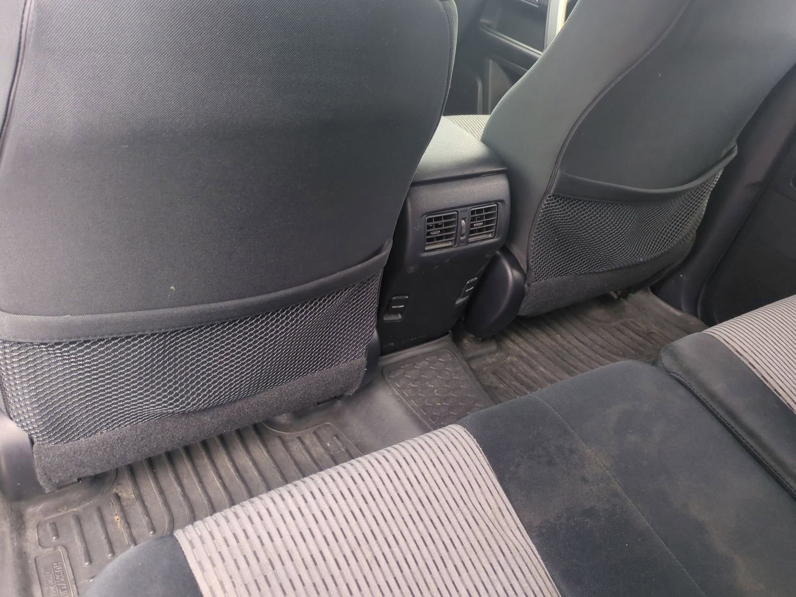 Thumbnail: 2014 Toyota 4Runner - 18