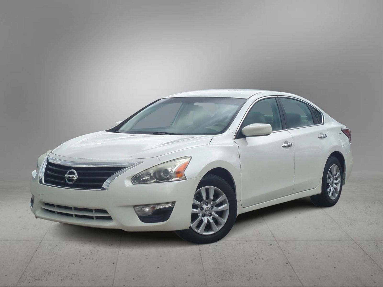 2015 Nissan Altima S -
                  Farmington Hills, MI