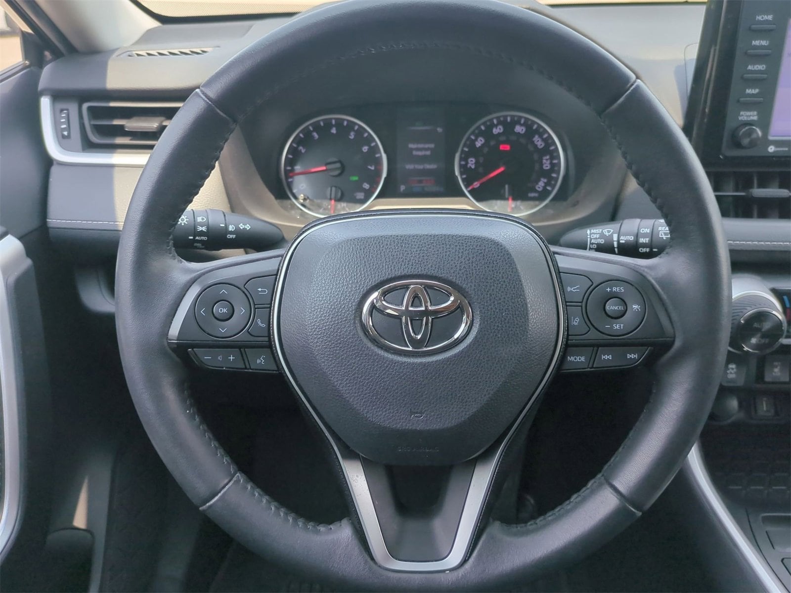 Thumbnail: 2021 Toyota RAV4 - 24