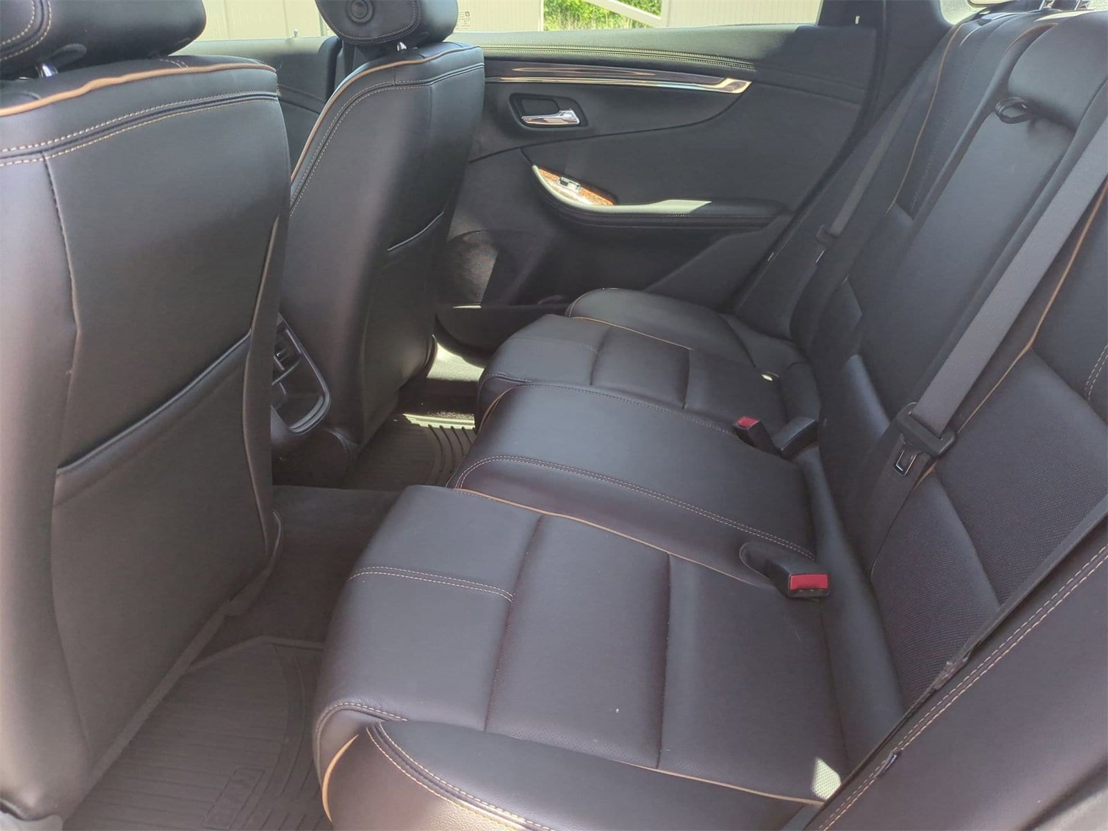Thumbnail: 2015 Chevrolet Impala - 19