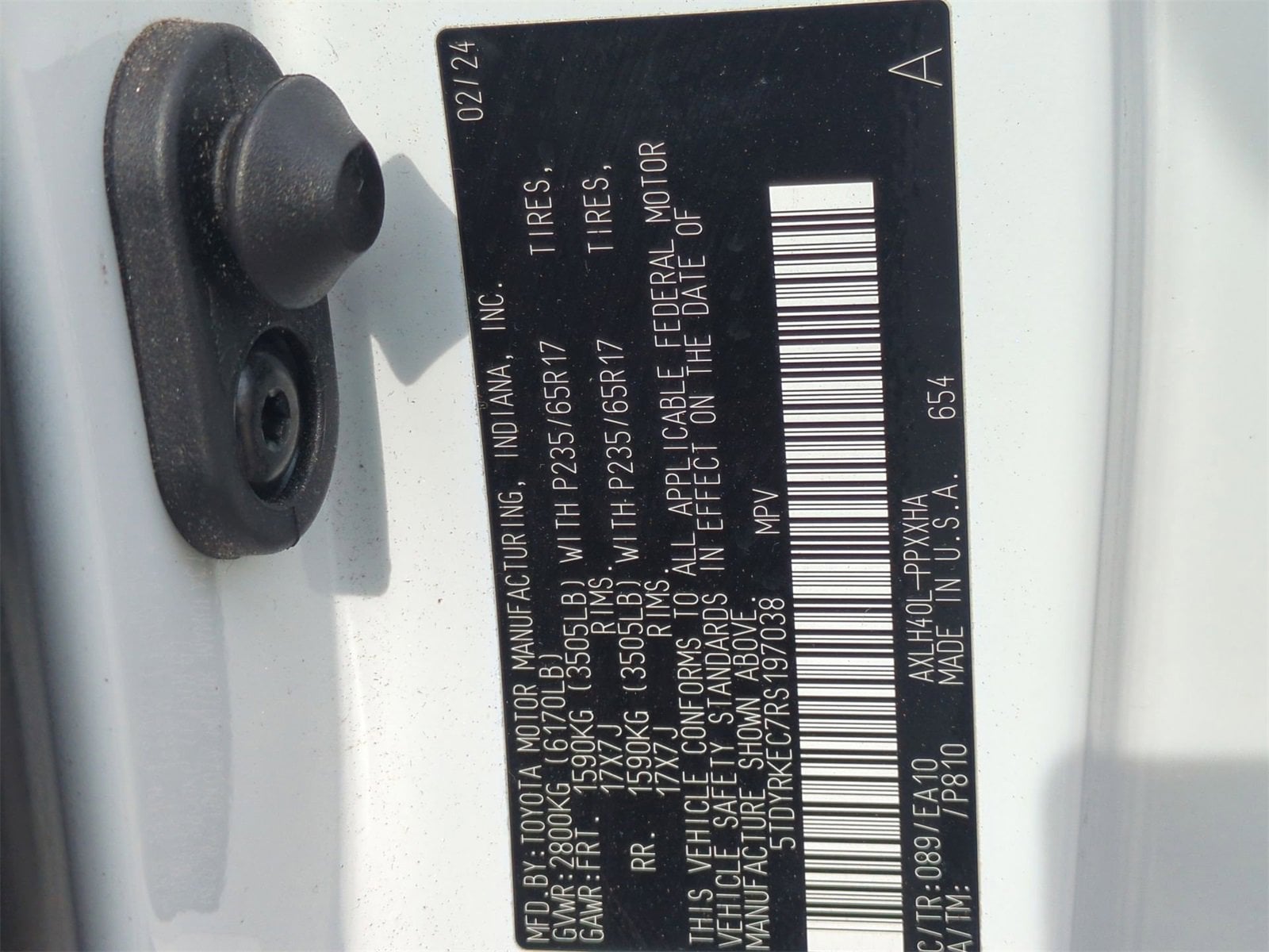 Thumbnail: 2024 Toyota Sienna - 37