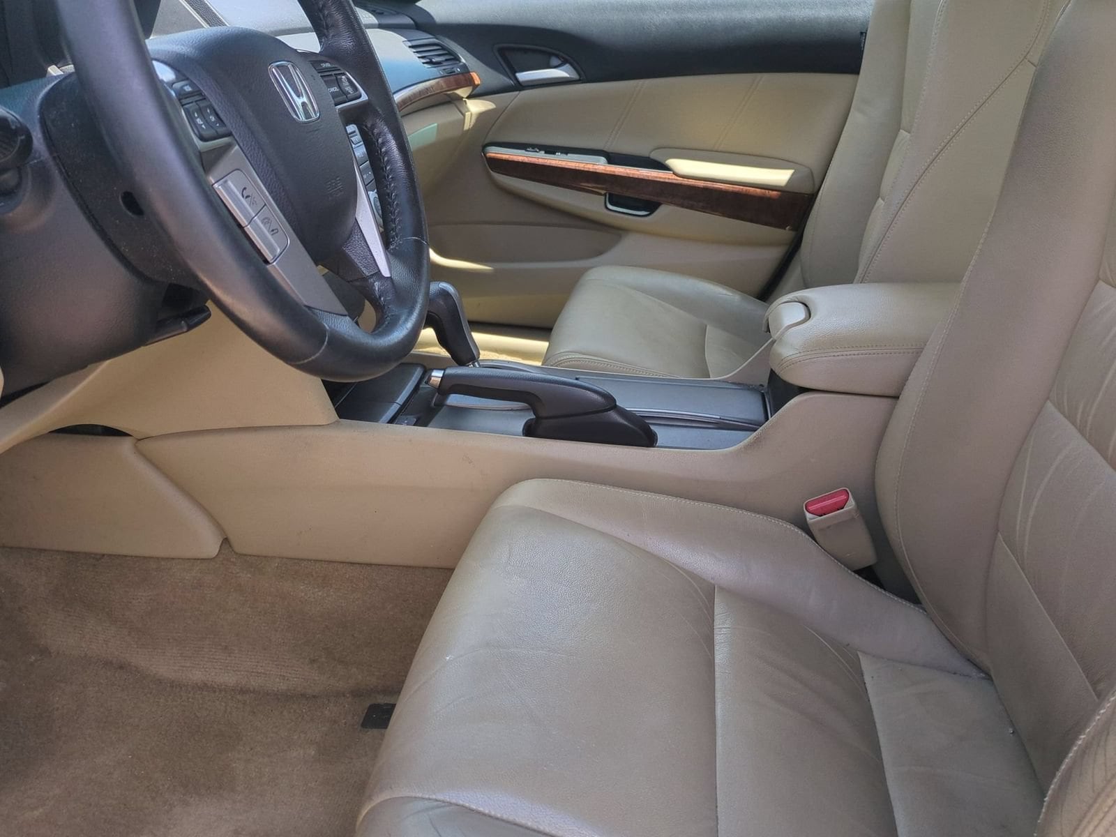 Thumbnail: 2012 Honda Accord - 16