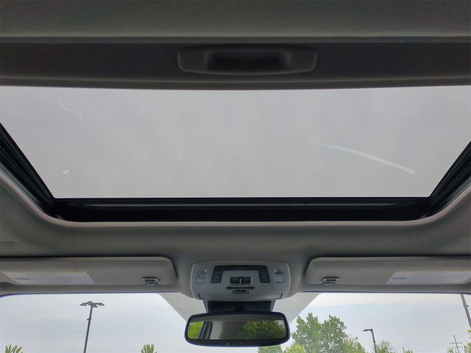 2023 Toyota Sienna XLE 22