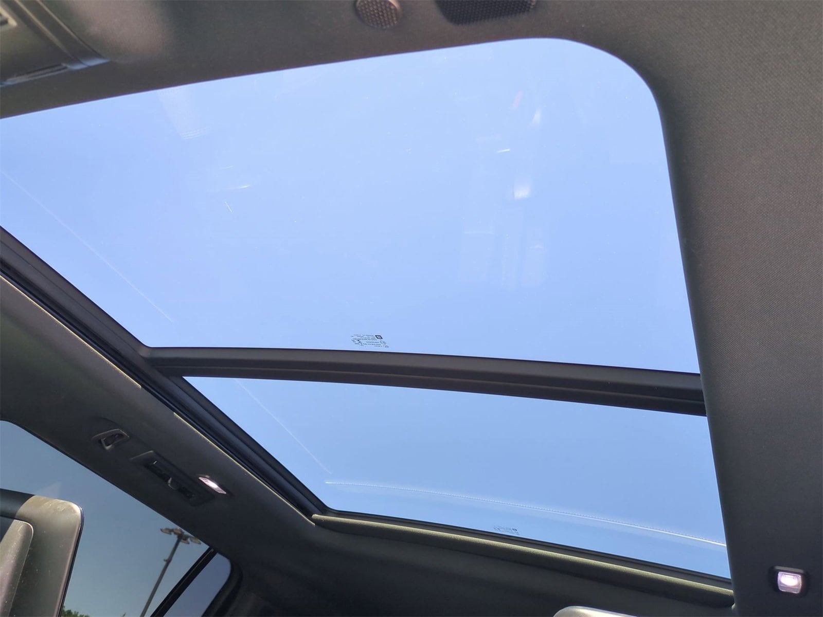 Thumbnail: 2021 GMC Yukon XL - 19