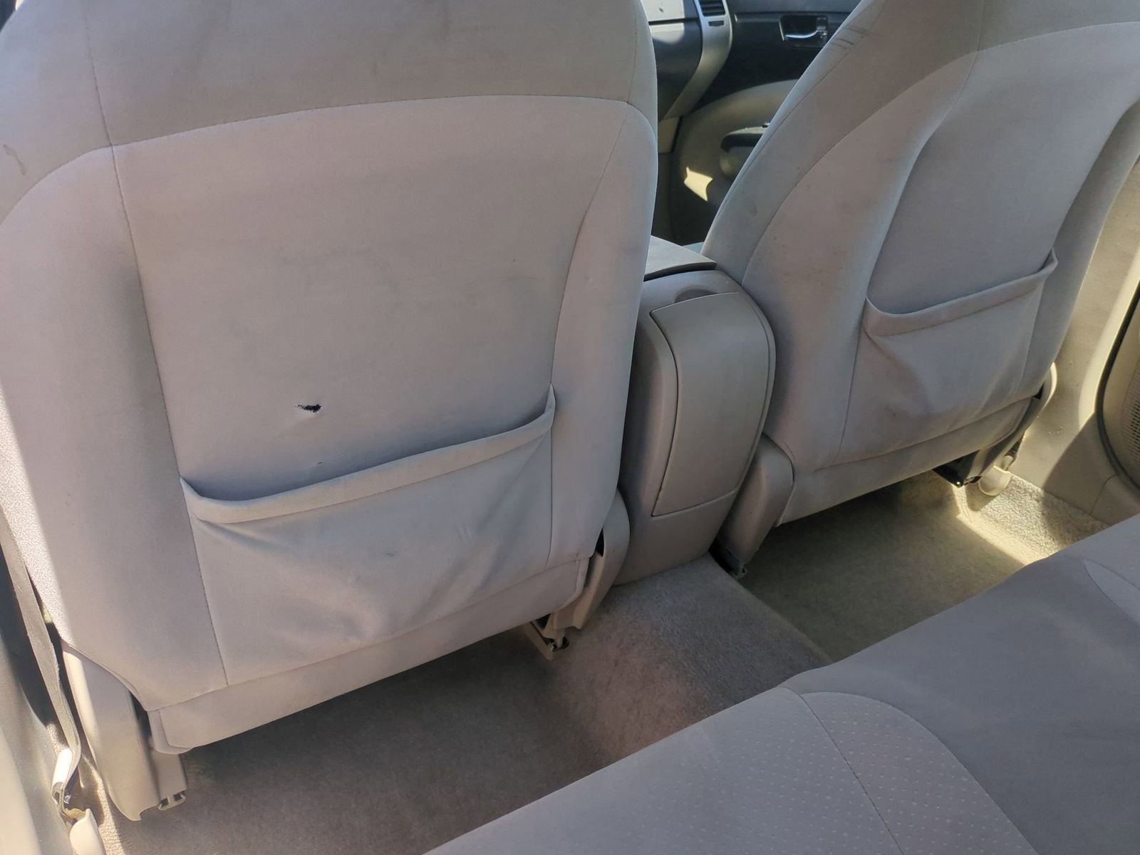 Thumbnail: 2005 Toyota Prius - 18