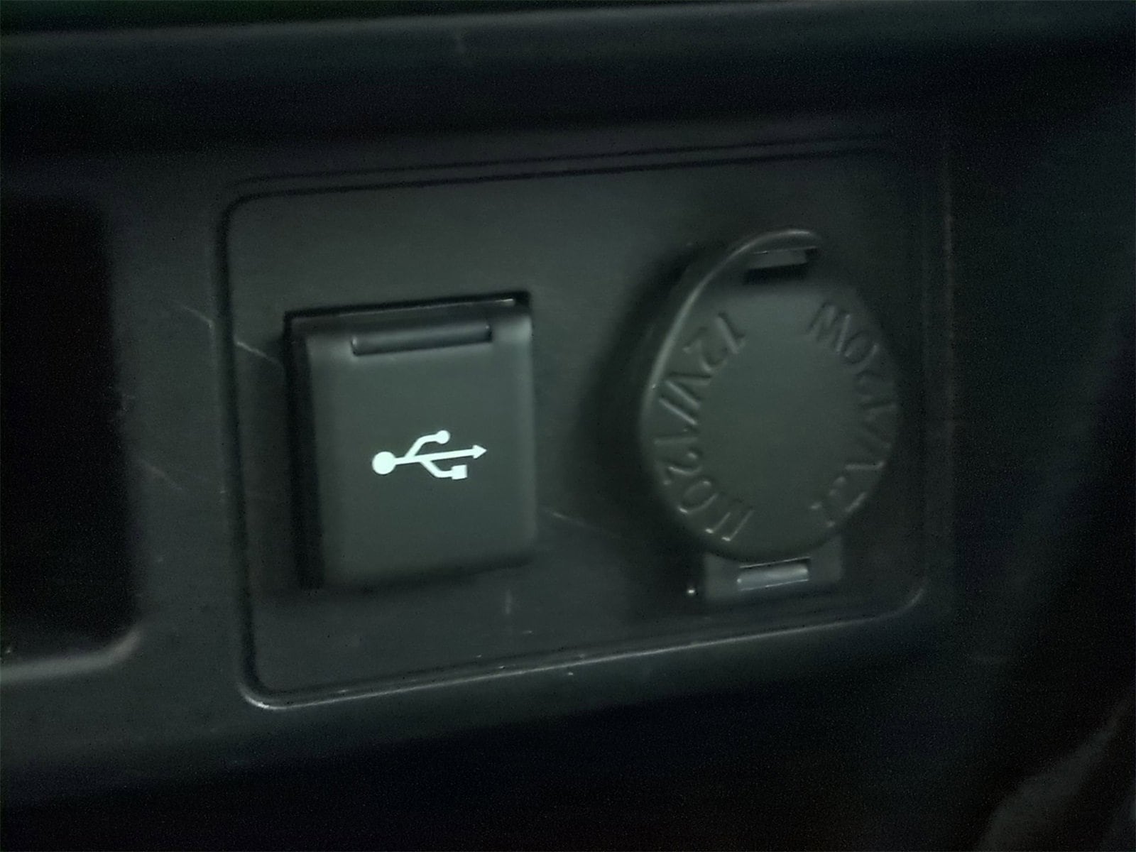 Thumbnail: 2022 Toyota 4Runner - 32