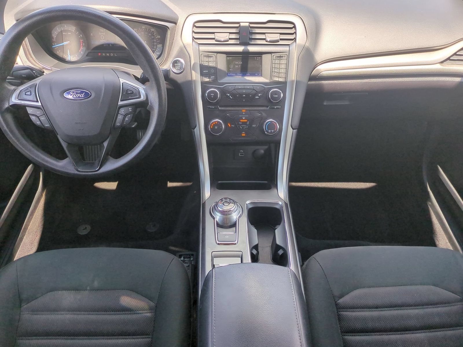 Thumbnail: 2017 Ford Fusion - 15