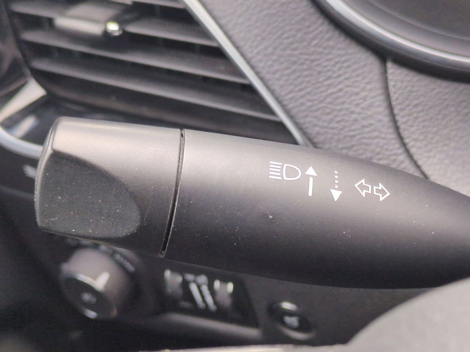 Thumbnail: 2019 Jeep Cherokee - 26