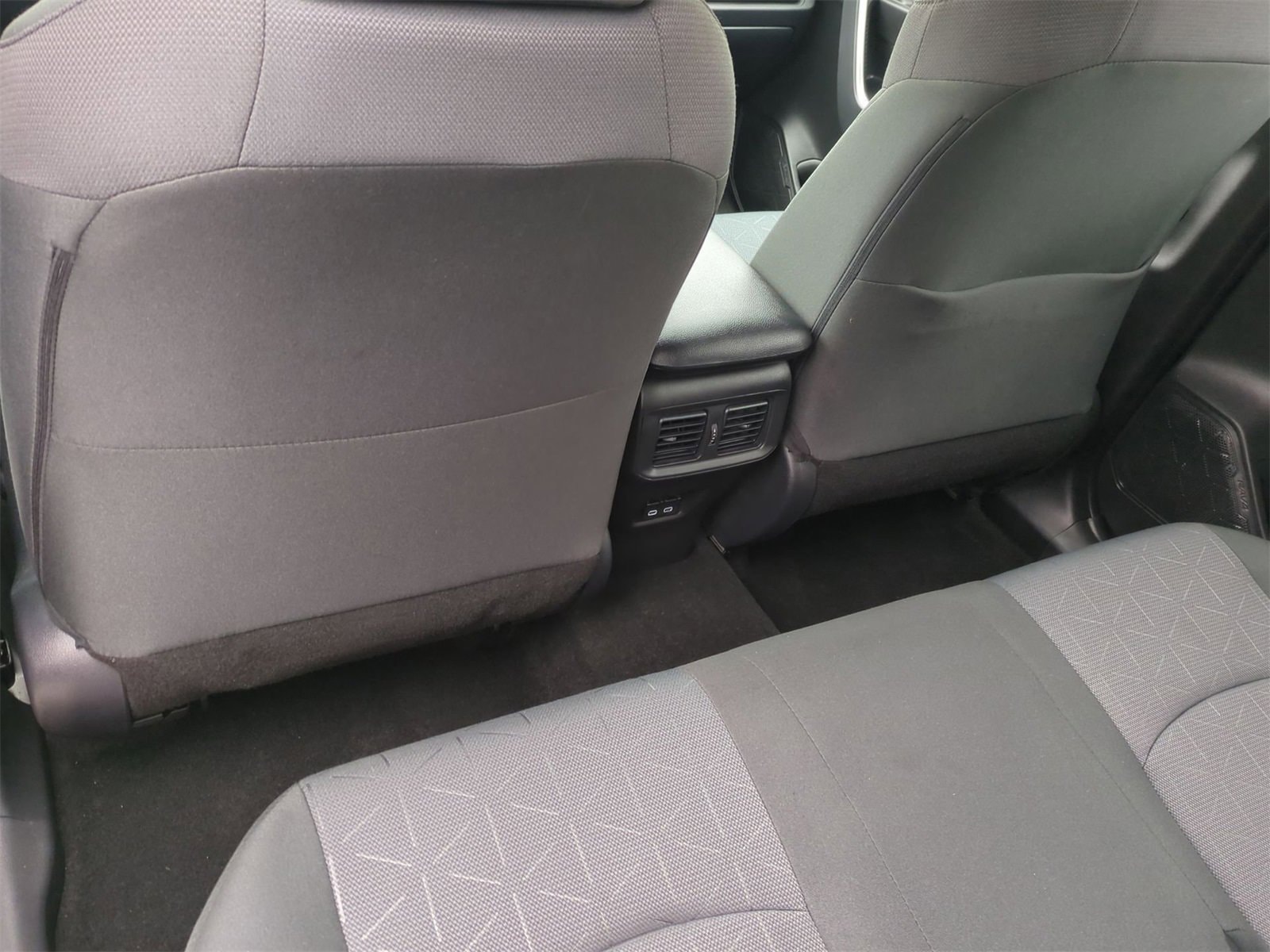 Thumbnail: 2025 Toyota RAV4 - 18