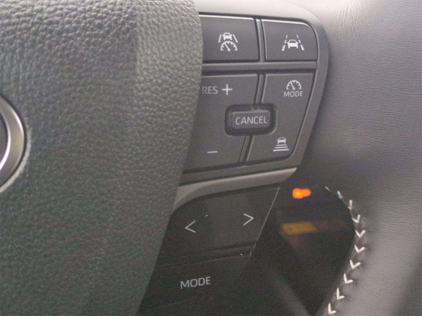 Thumbnail: 2025 Toyota Camry - 24