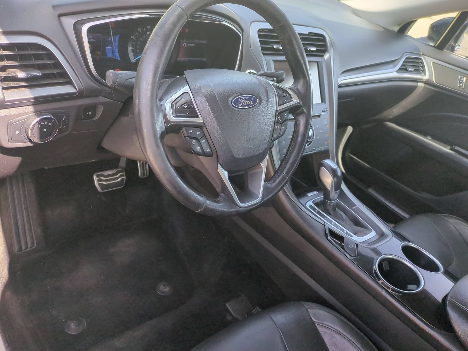 Thumbnail: 2013 Ford Fusion - 10