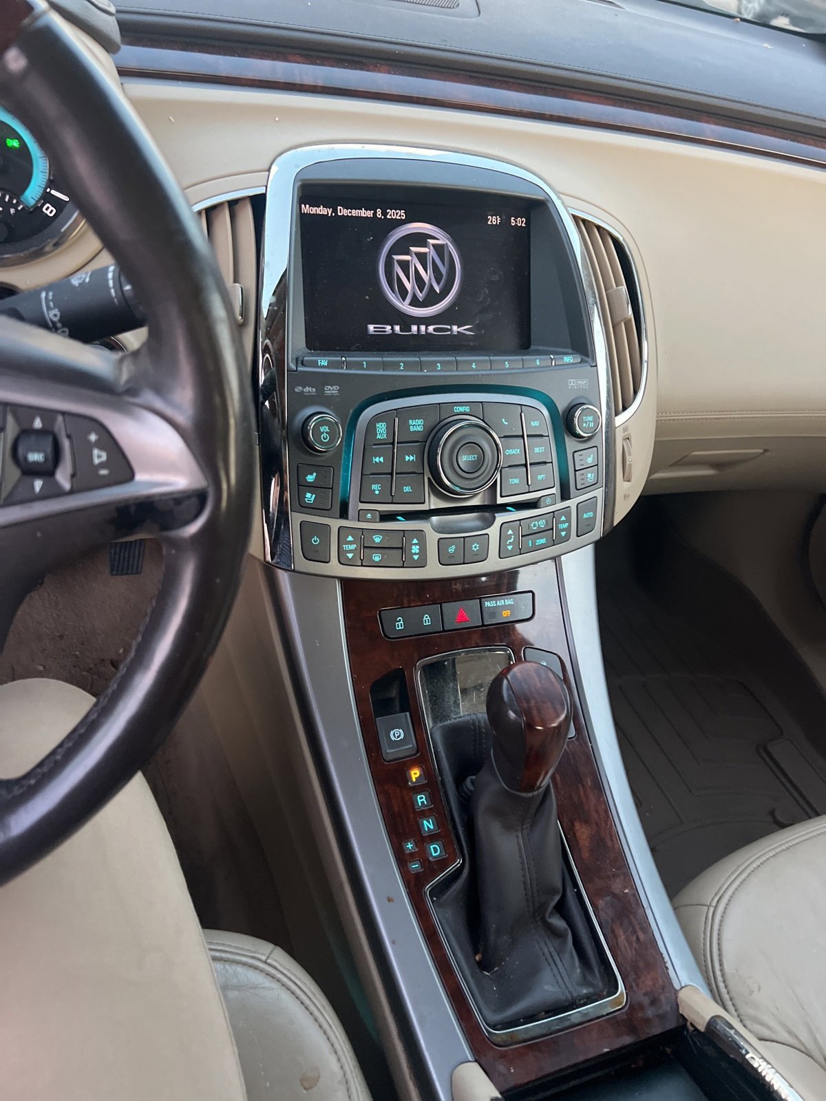 Thumbnail: 2011 Buick LaCrosse - 6