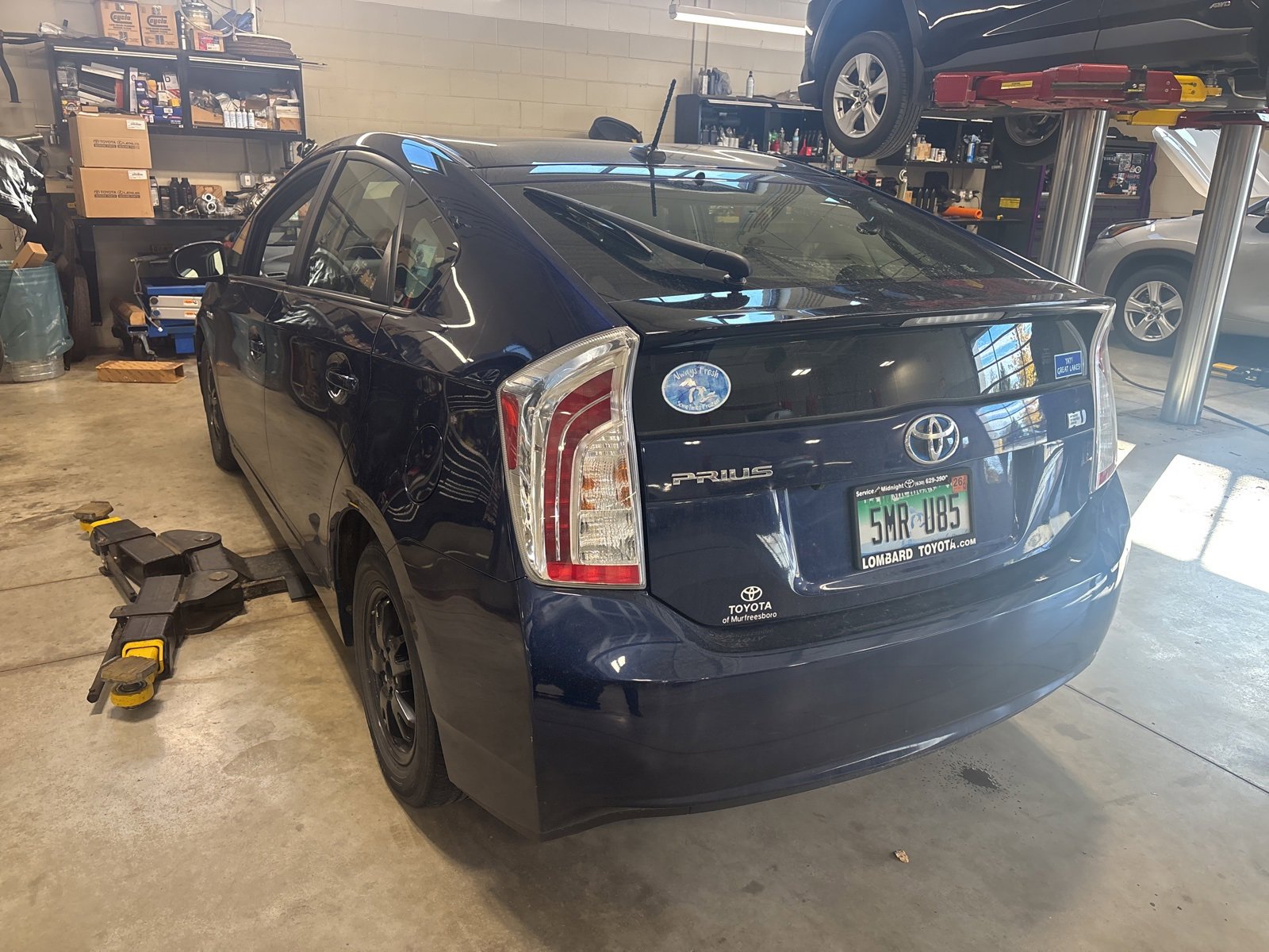 Thumbnail: 2015 Toyota Prius - 10