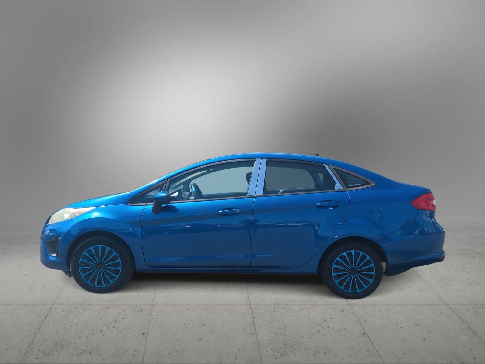 Thumbnail: 2011 Ford Fiesta - 5
