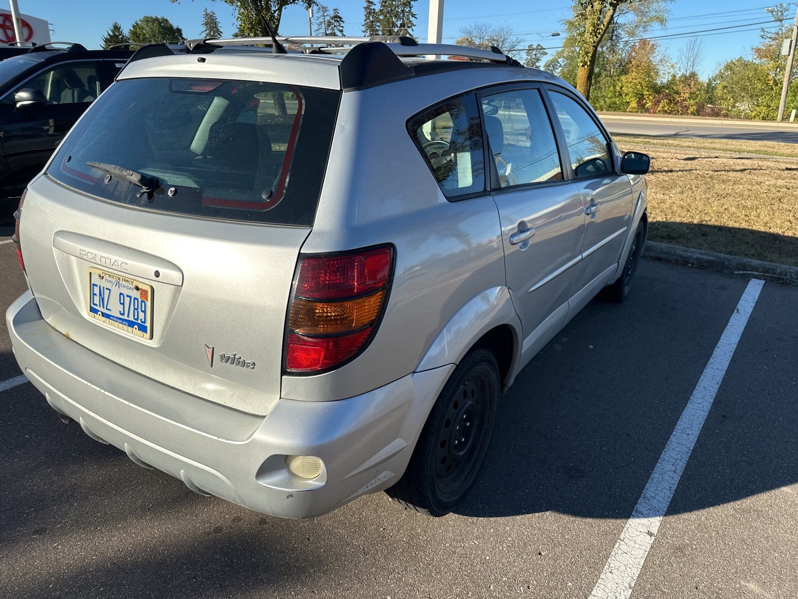 Thumbnail: 2007 Pontiac Vibe - 3