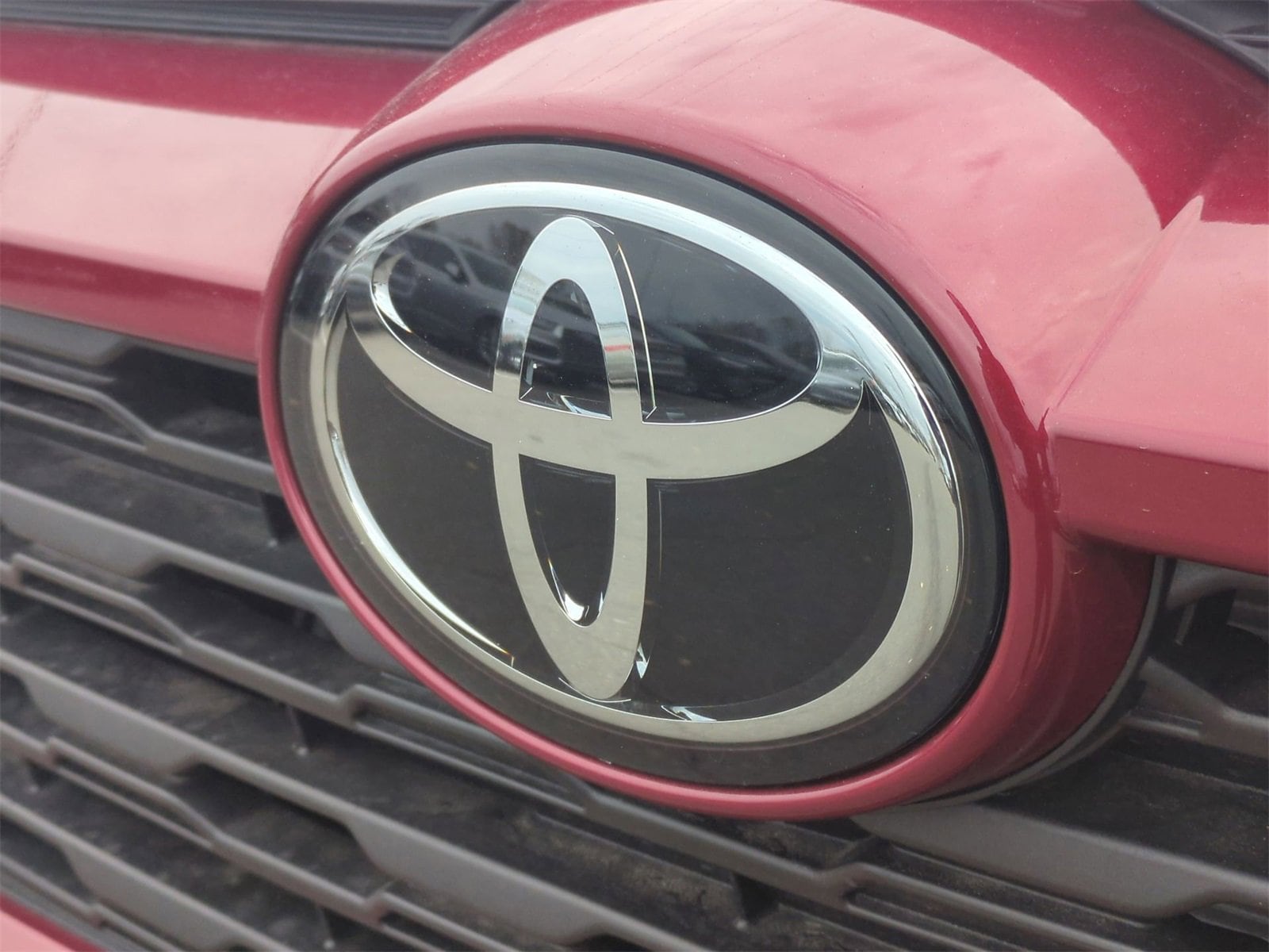 Thumbnail: 2025 Toyota RAV4 - 12