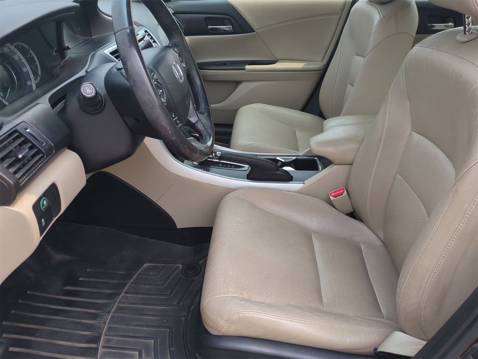 Thumbnail: 2013 Honda Accord - 16