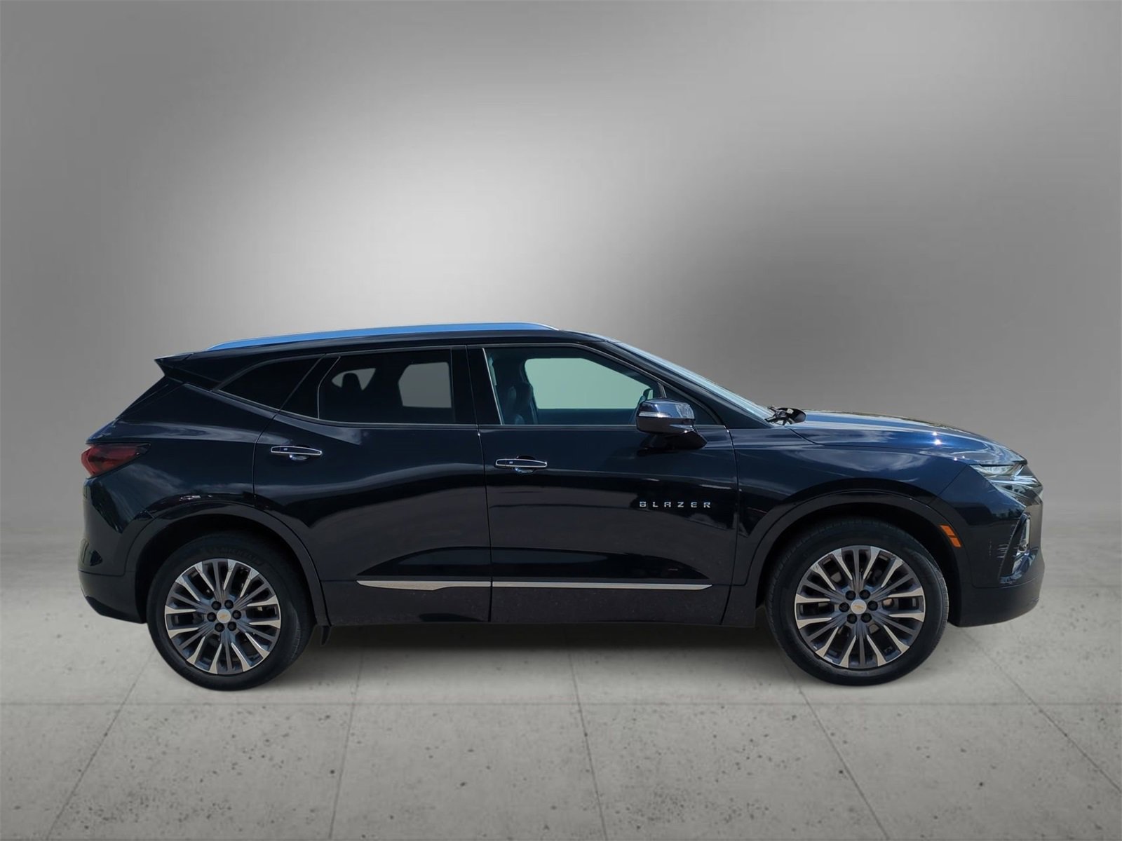 Thumbnail: 2020 Chevrolet Blazer - 9
