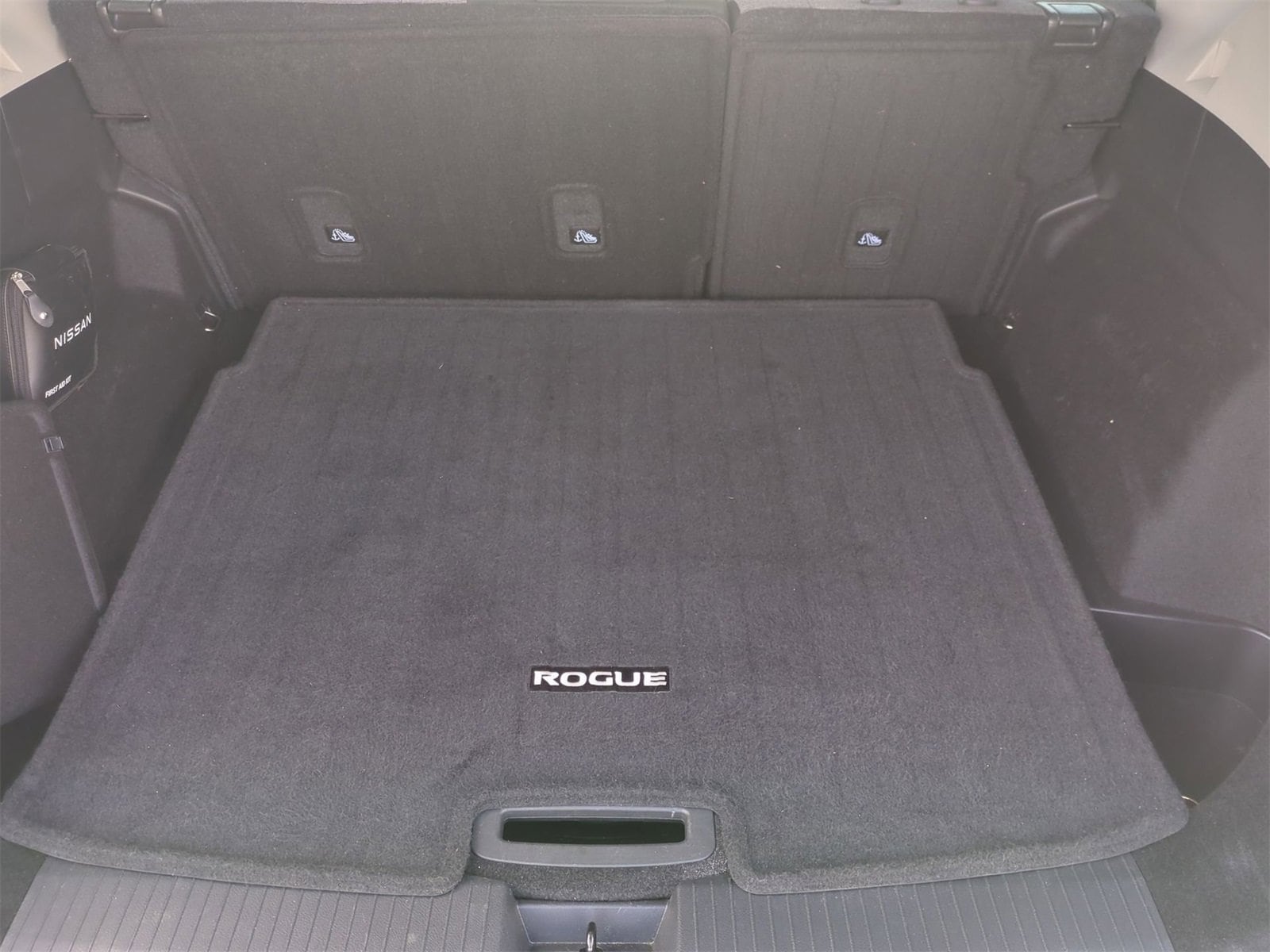 Thumbnail: 2022 Nissan Rogue - 32