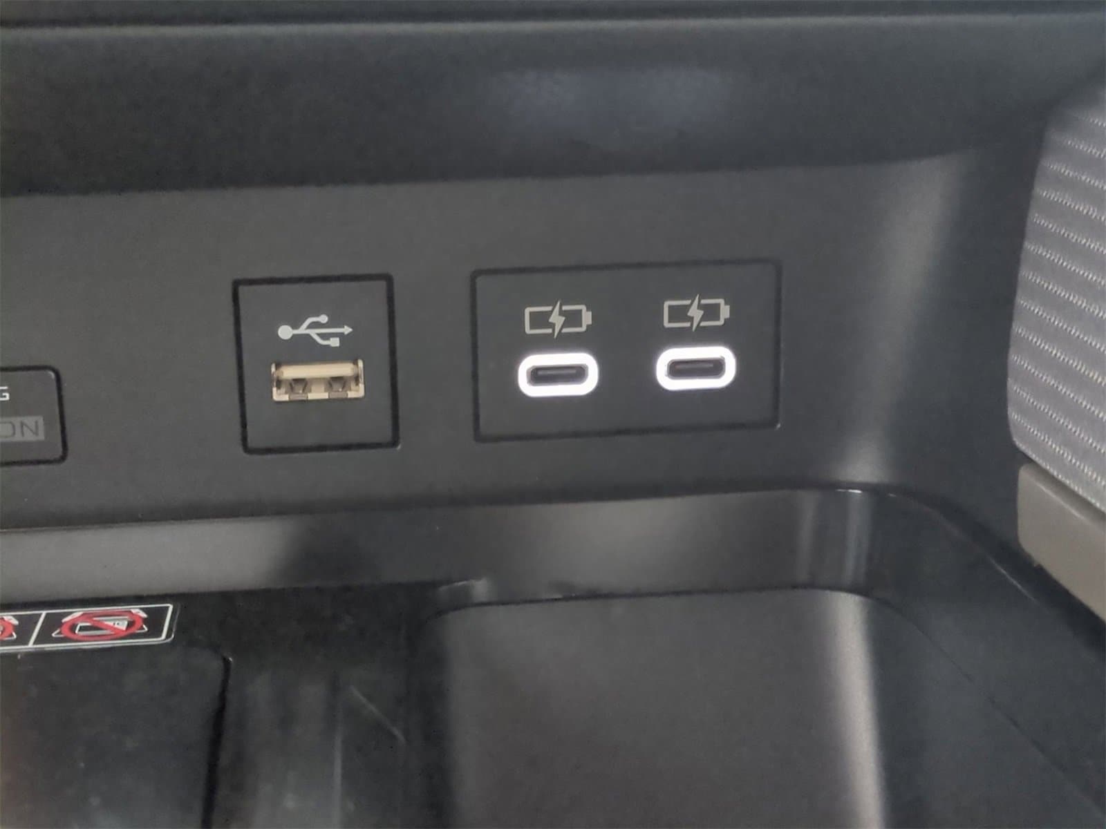 Thumbnail: 2025 Toyota Camry - 29