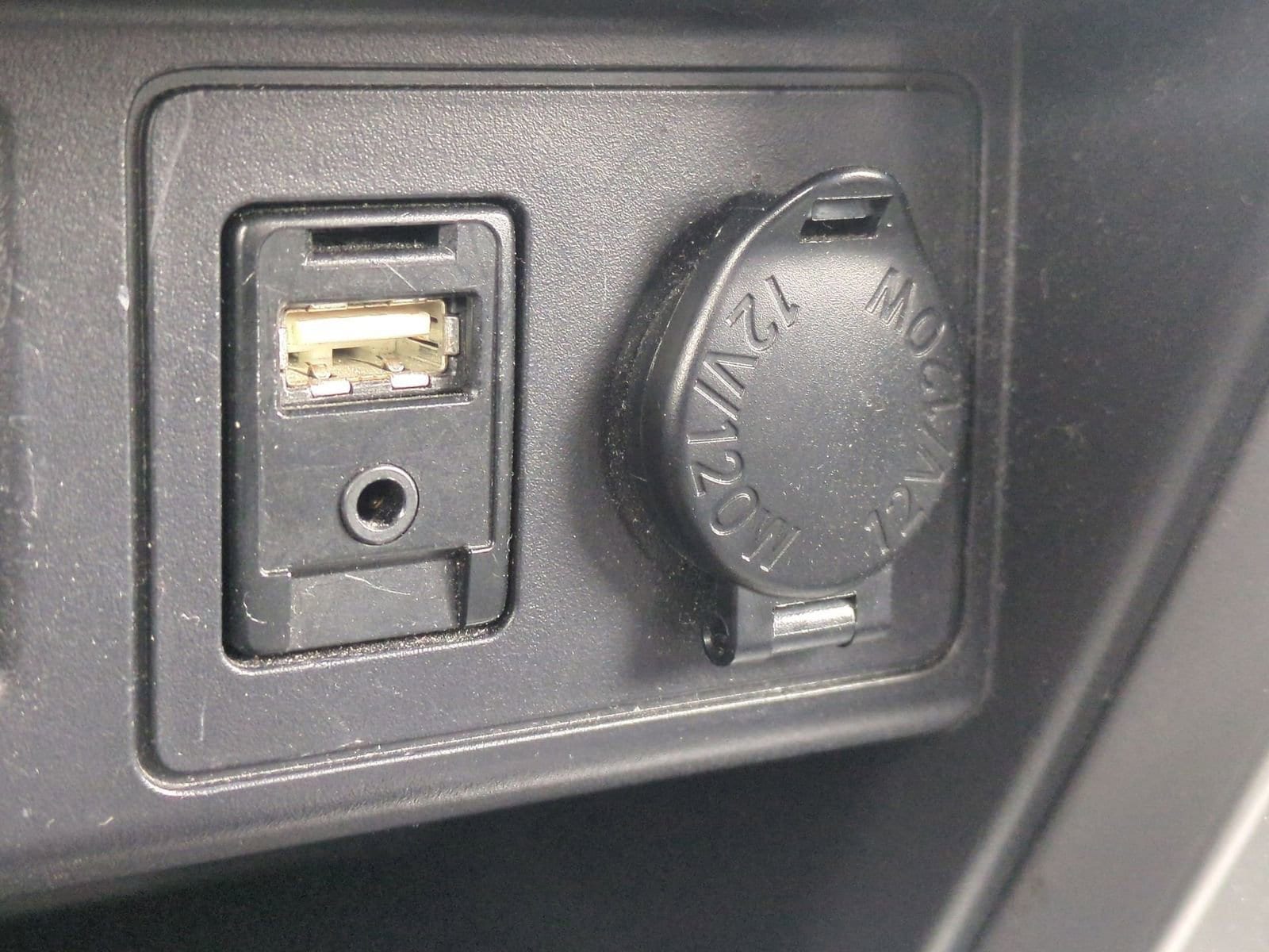 Thumbnail: 2014 Toyota 4Runner - 30