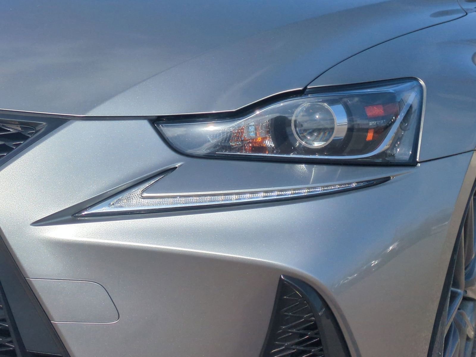 Thumbnail: 2017 Lexus IS - 11