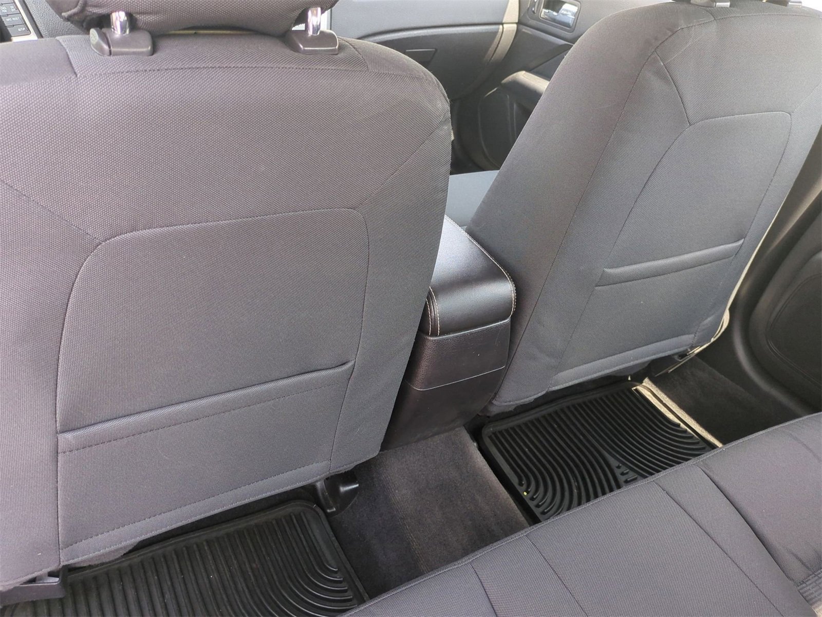 Thumbnail: 2012 Ford Fusion - 18