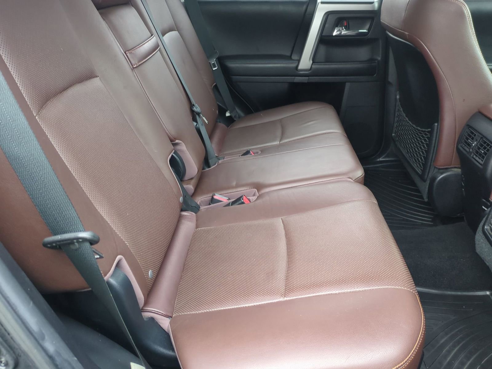 Thumbnail: 2015 Toyota 4Runner - 21