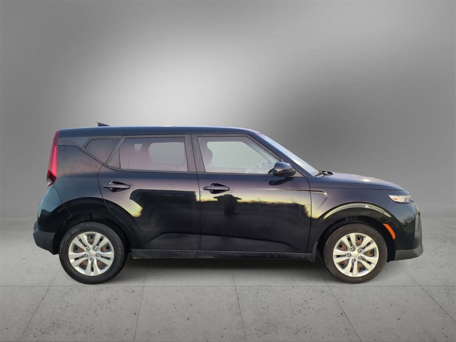 Thumbnail: 2020 Kia Soul - 9