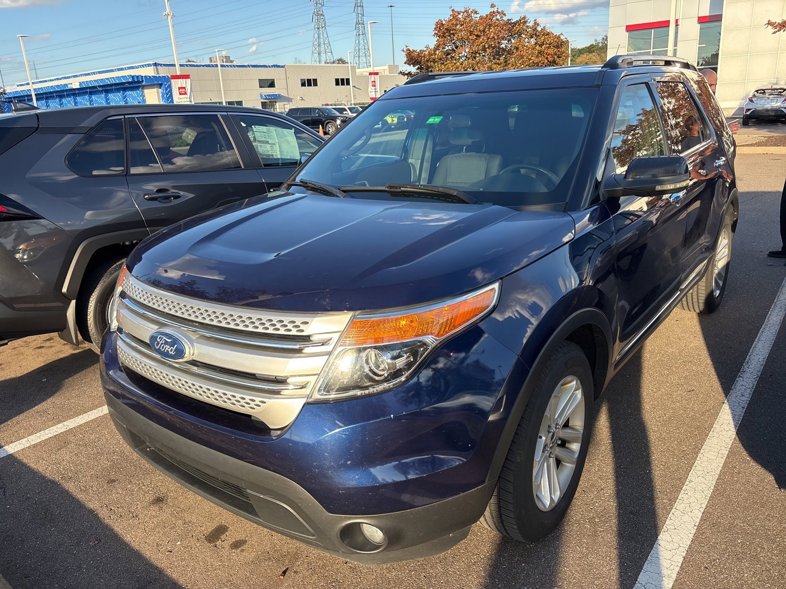 Thumbnail: 2011 Ford Explorer - 1