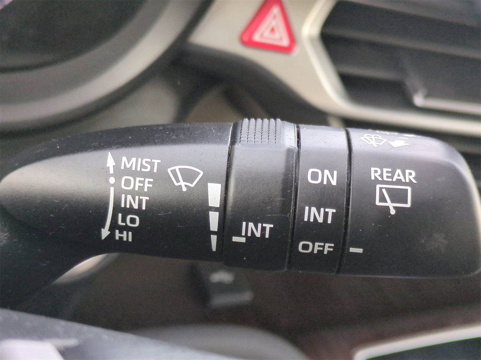 Thumbnail: 2021 Toyota Sienna - 27