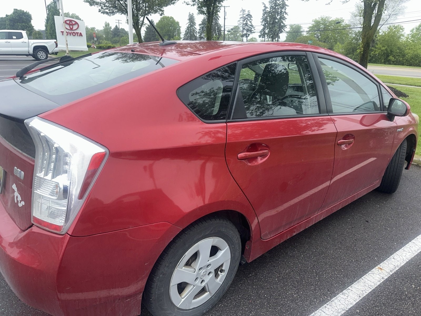 Thumbnail: 2011 Toyota Prius - 3