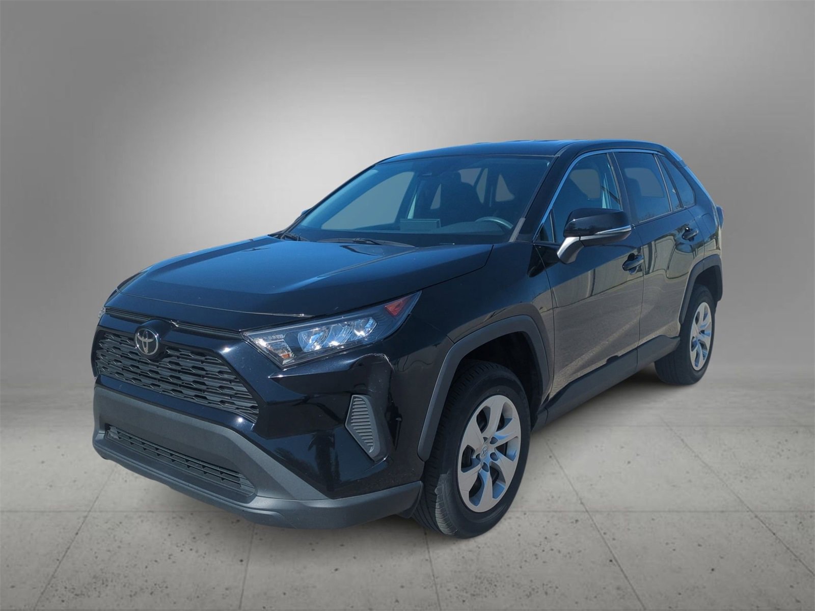2022 Toyota RAV4 LE photo 3