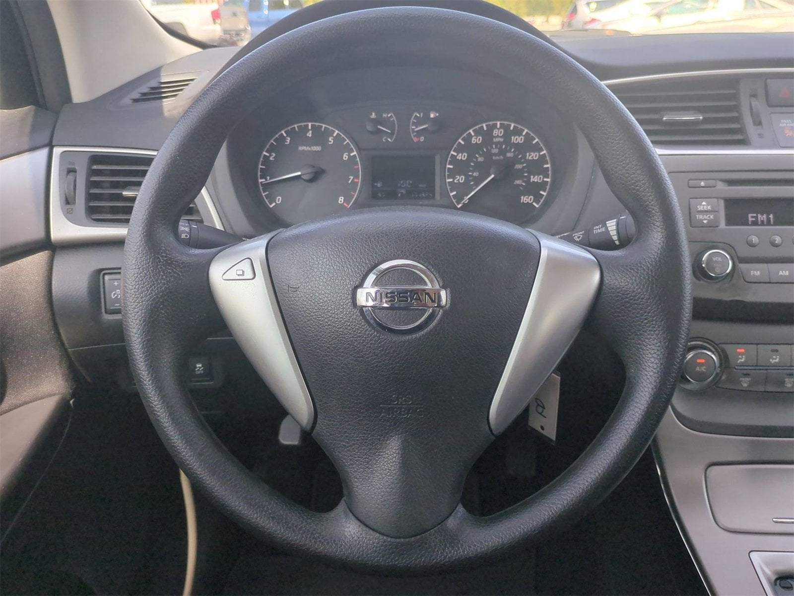 Thumbnail: 2014 Nissan Sentra - 22