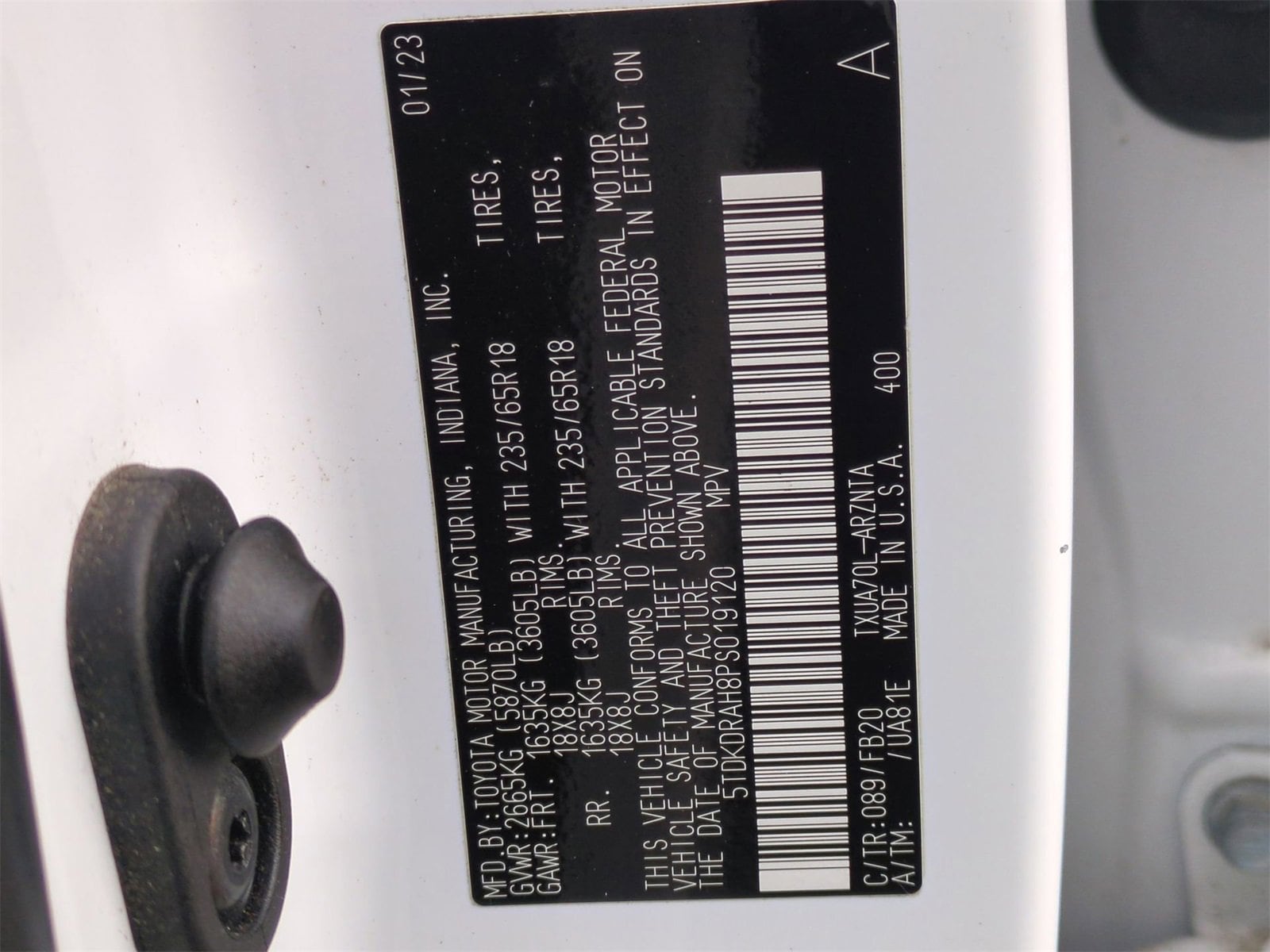 Thumbnail: 2023 Toyota Highlander - 34