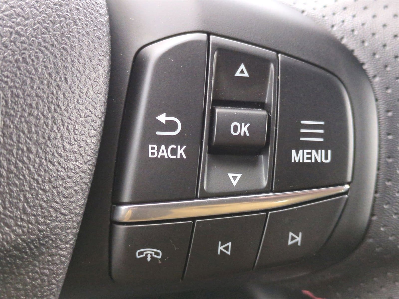 Thumbnail: 2025 Ford Escape - 24