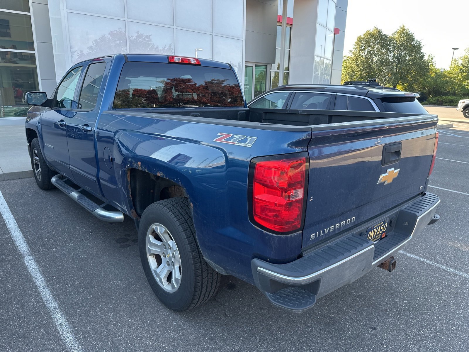 Thumbnail: 2015 Chevrolet Silverado 1500 - 4