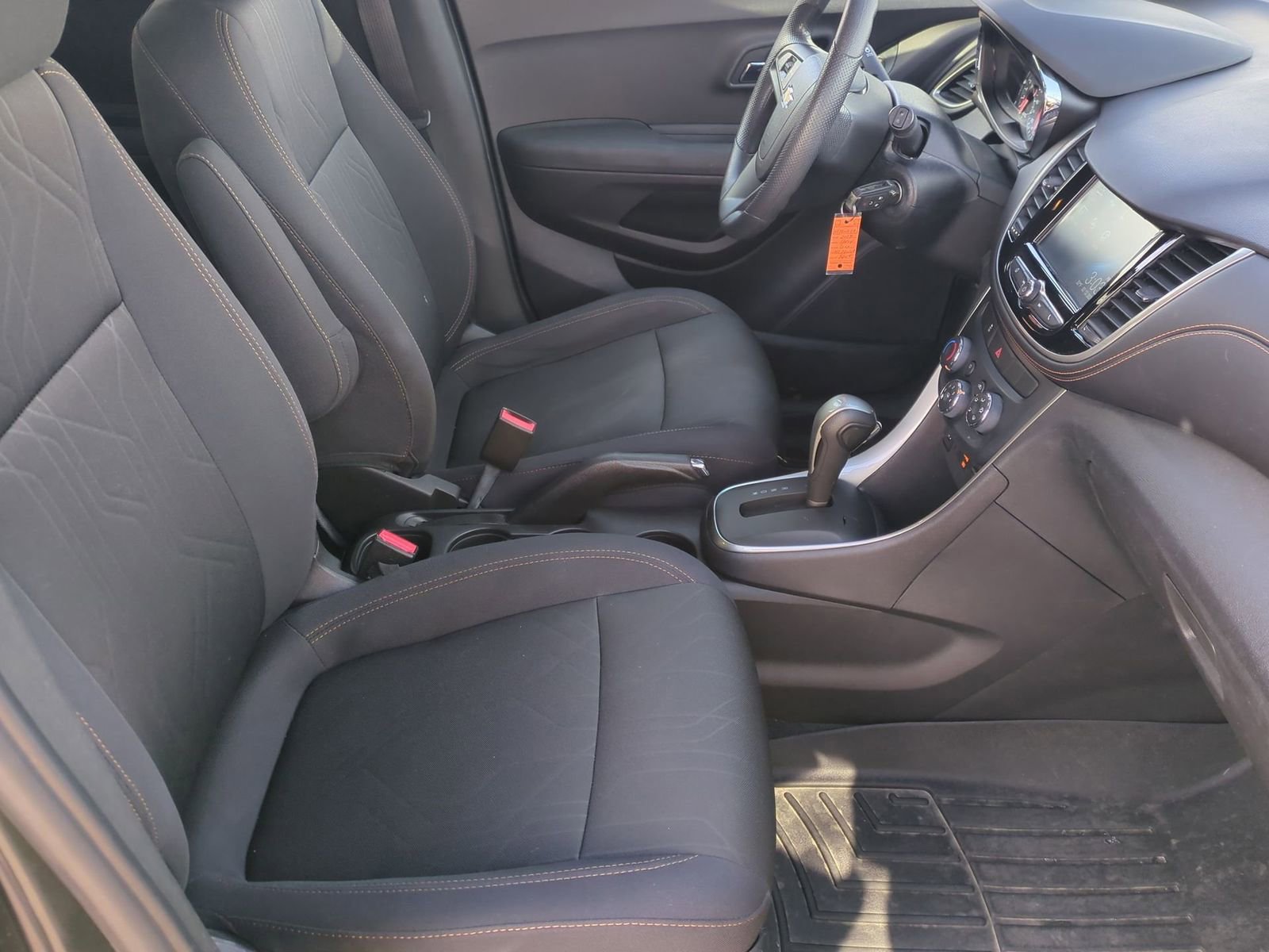 Thumbnail: 2017 Chevrolet Trax - 21